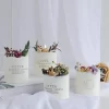 Flores Iluminadas: Vela en Caja con Fragancias Encantadoras